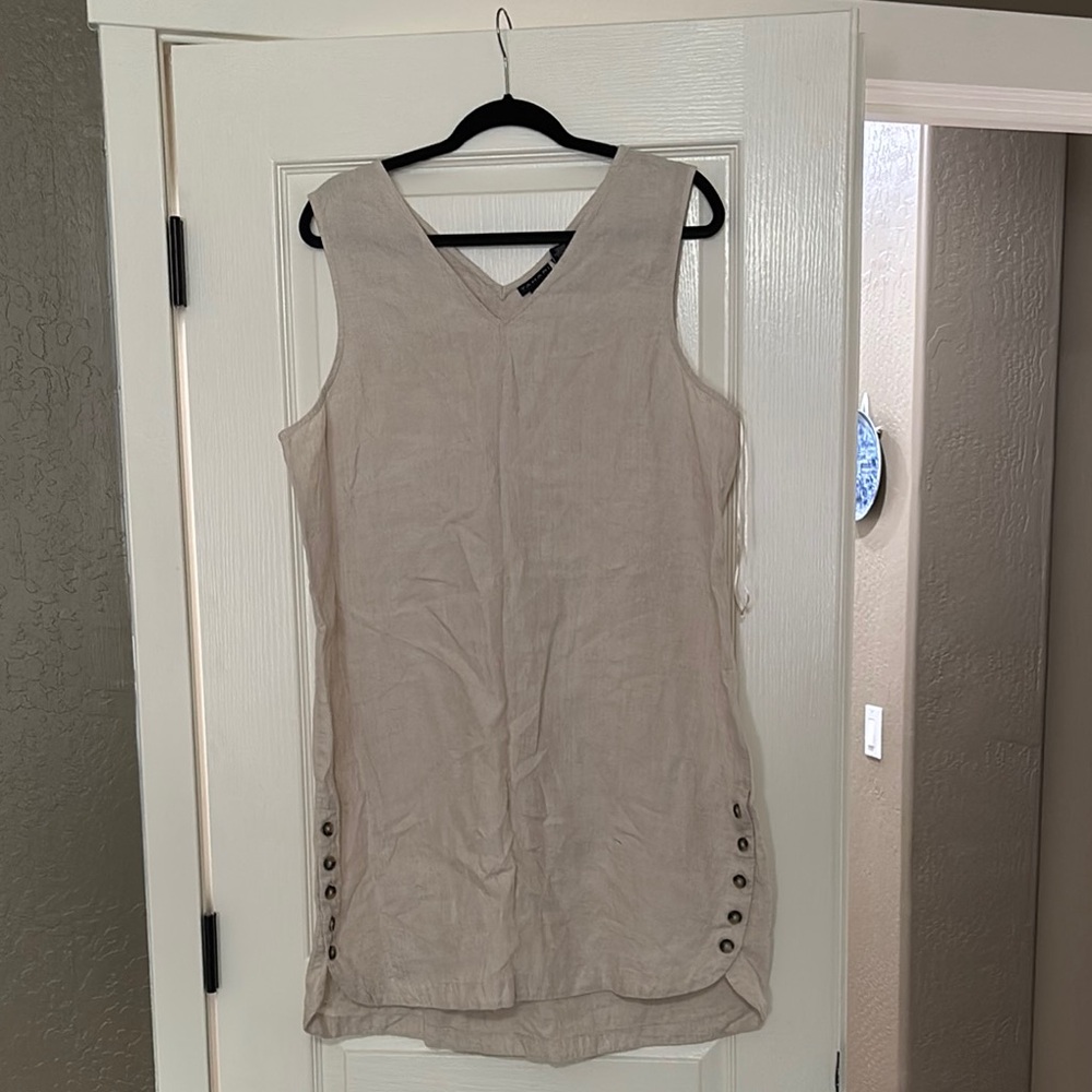 Sleeveless Beige Tunic with Button Detail